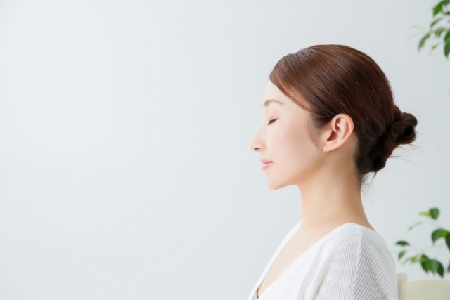 女性の薄毛（FPHL、FAGA）はなぜ起こる？　問題点・原因・特徴・効果的治療法を解説